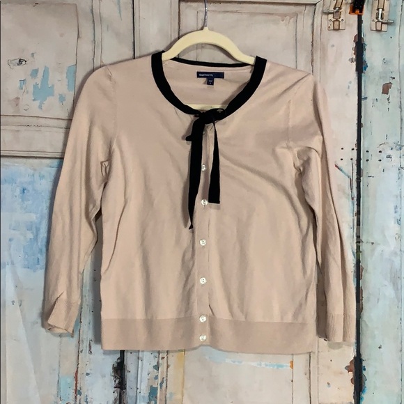 GAP Sweaters - Gap Maternity sweater 🎉 host pick 🎉